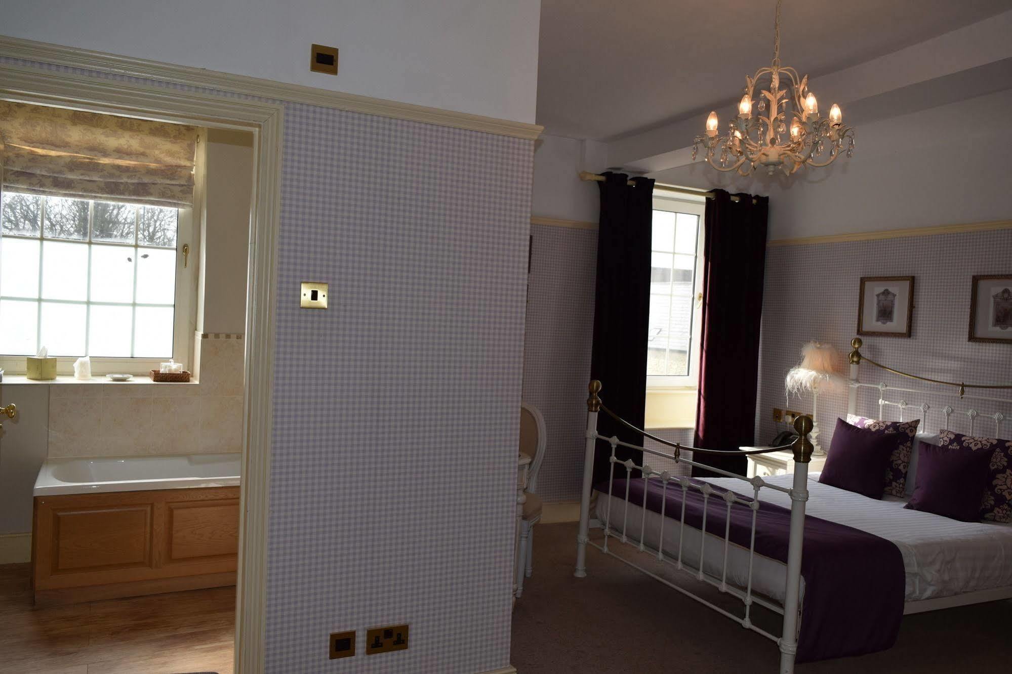 The French Partridge Hotel Hartwell Bagian luar foto